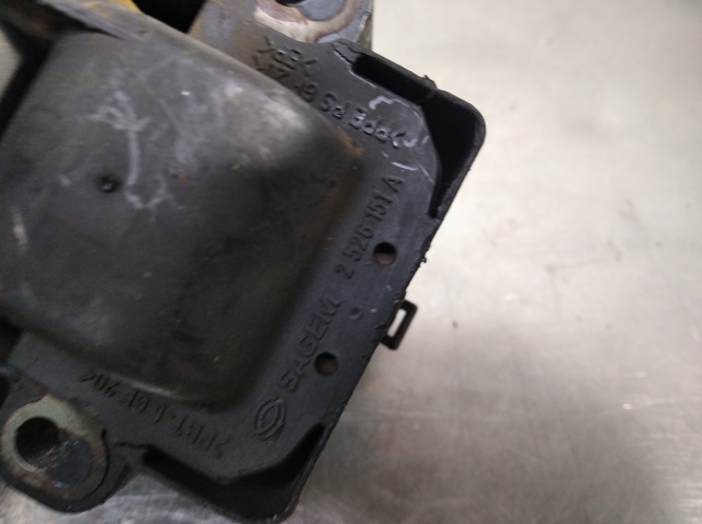 2526151A RENAULT Катушка зажигания купить в Запорожье