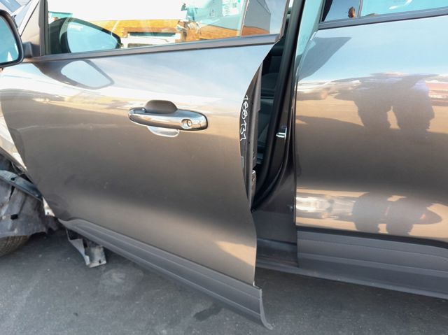 Porta dianteira esquerda Ford Kuga 3 DFK