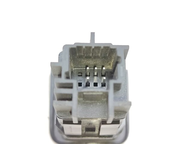 252900624R RENAULT Кнопка аварийки купить в Ужгород