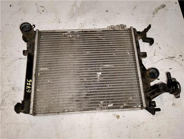 HYUNDAI 253101C200 Радиатор в наличии Ровно