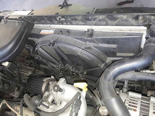 Radiador de arrefecimento do motor para Hyundai Tucson, Kia Sportage 253102E100