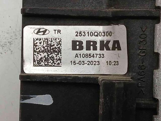 HYUNDAI 25310Q0300 Радиатор охлаждения двигателя в наличии Чернигов