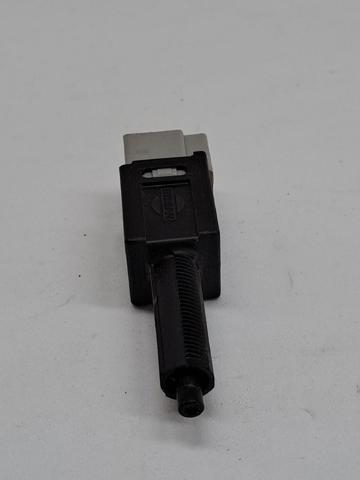 253204M405 Датчик стоп сигнала купить Каменское