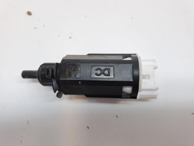 Sensor de ativação do sinal de parada 253205115R Renault (RVI)