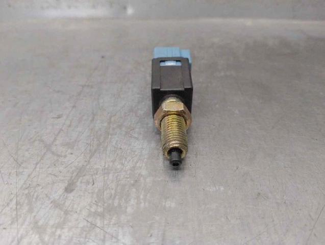 NISSAN 2532075A00 Датчик включения стопсигнала в наличии Ровно