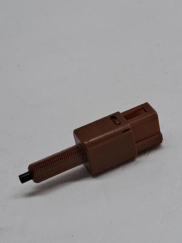 25320BR00A Датчик включения стопсигнала купить Днепр