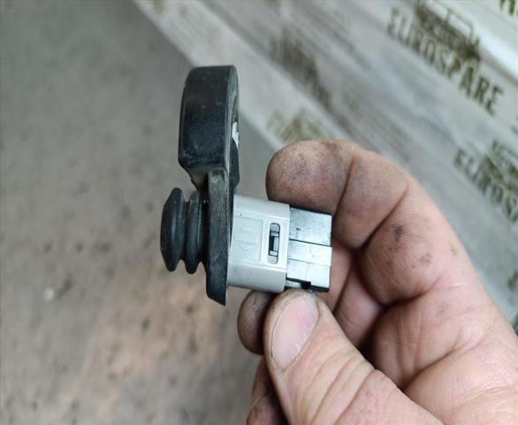 253685L300 NISSAN купить в Ужгород