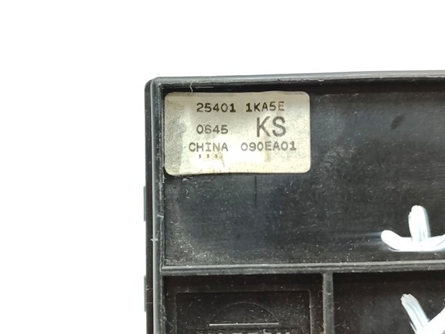 254011KA5E Кнопочный блок управления стеклоподъемником передний левый купить Черновцы