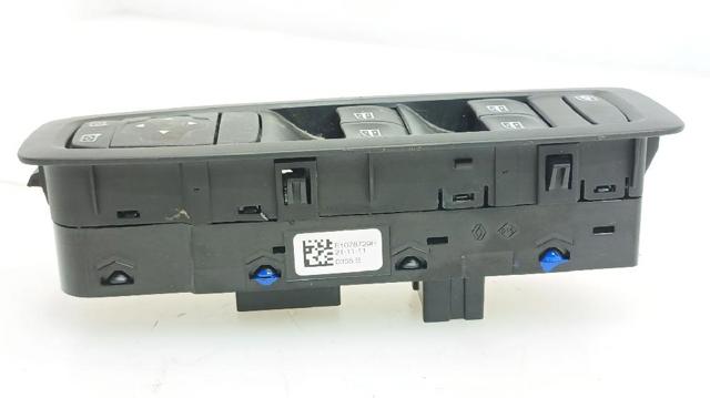 254015253R RENAULT Кнопочный блок управления стеклоподъемником передний левый купить в Хмельницкий