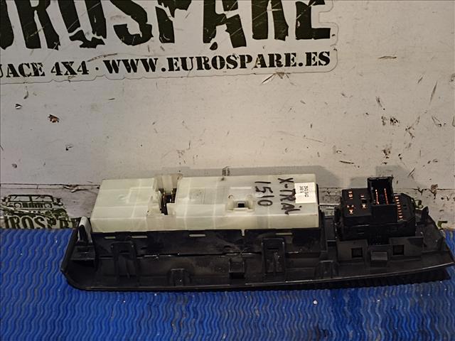 NISSAN 25401JG41D Кнопочный блок управления стеклоподъемником передний левый в наличии Кривой Рог