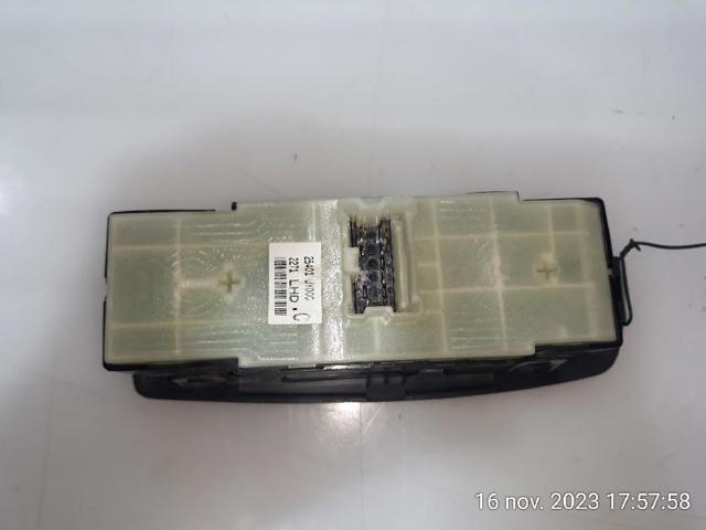 25401JY00C RENAULT Кнопочный блок управления стеклоподъемником передний левый купить в Полтава