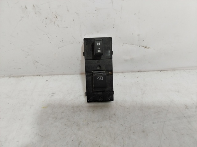 NISSAN 254111BN0A в наличии Ужгород