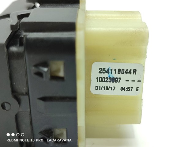 RENAULT 254118044R Кнопочный блок управления стеклоподъемником передний левый в наличии Ирпень
