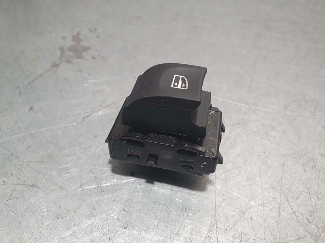 RENAULT 254214896R Кнопка включения мотора стеклоподъемника задняя правая в наличии Ирпень