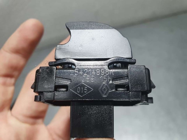 RENAULT 254214896R Кнопка включения мотора стеклоподъемника задняя правая в наличии Кривой Рог
