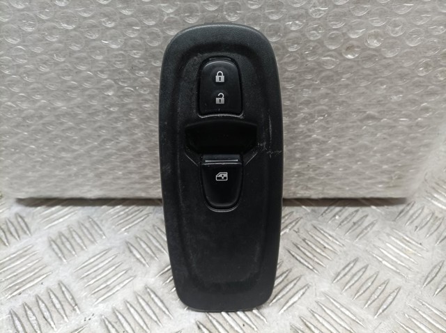 RENAULT 254214896R Кнопка включения мотора стеклоподъемника задняя правая в наличии Кривой Рог