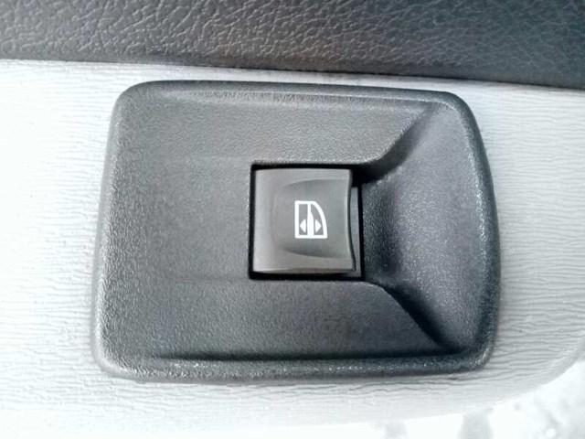 Controle da janela frontal direita para Dacia Dokker 1.5 DCI K9KC6 254217475R