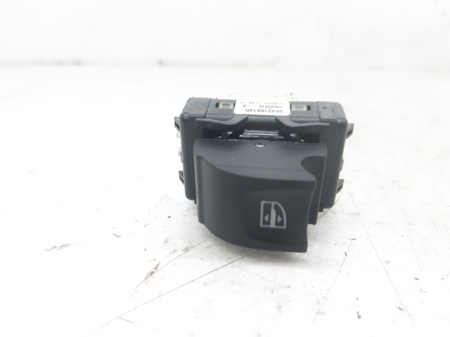 254218614R Renault (RVI)