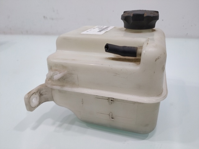 254303W000 HYUNDAI Бачок системы охлаждения расширительный купить в Украина