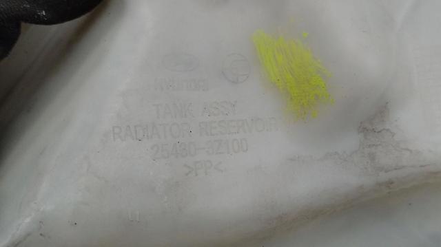 254303Z100 HYUNDAI Бачок системы охлаждения купить в Киев
