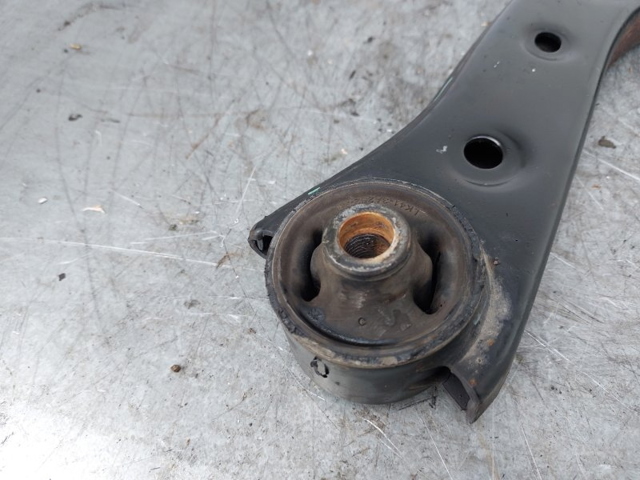 FORD 2549330 Нижний рычаг в наличии Харьков