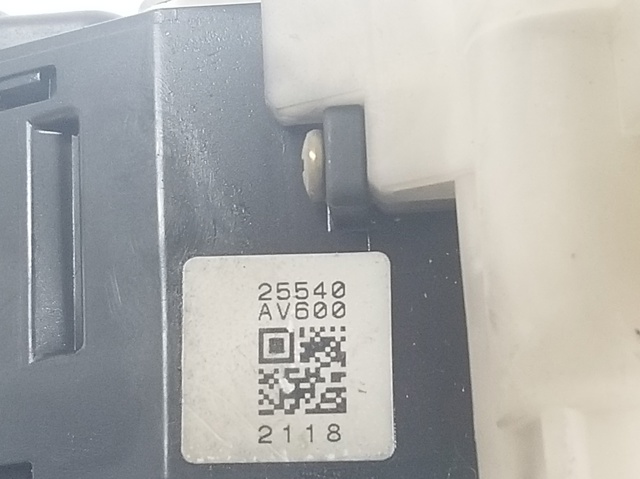 25540AV600 NISSAN Переключатель подрулевой левый купить в Запорожье