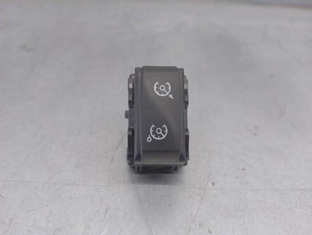 RENAULT 255502886R в наличии Львов