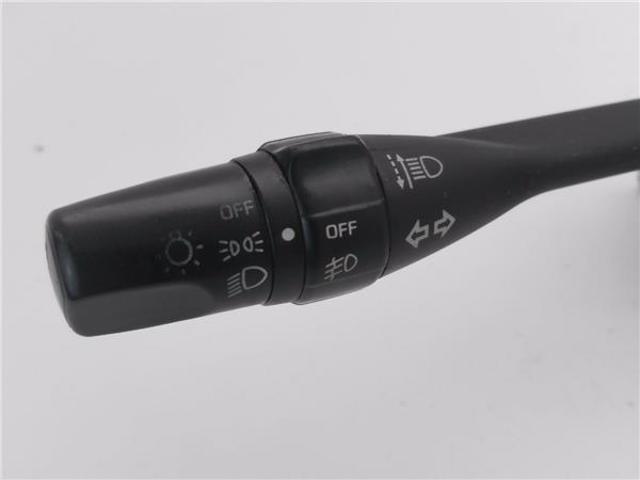 2556043U02 NISSAN Подрулевой переключатель купить в Черновцы