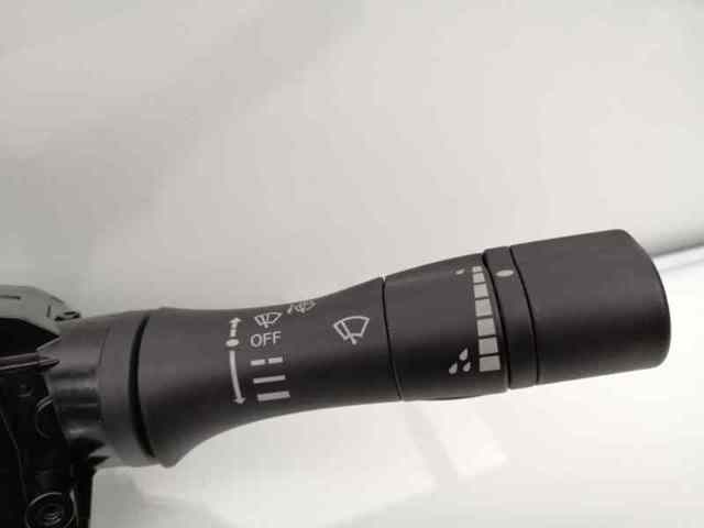 Comutador instalado na coluna da direção, montado Nissan Navara D23, D23T