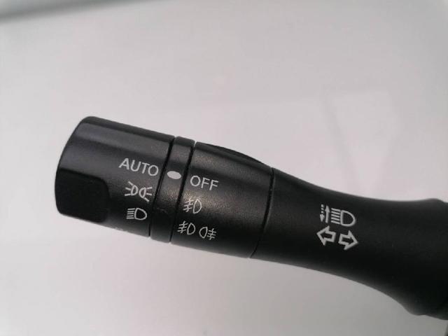 Comutador instalado na coluna da direção, montado Nissan Navara D23, D23T