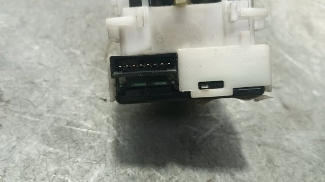 255609U00C NISSAN купить в Кривой Рог