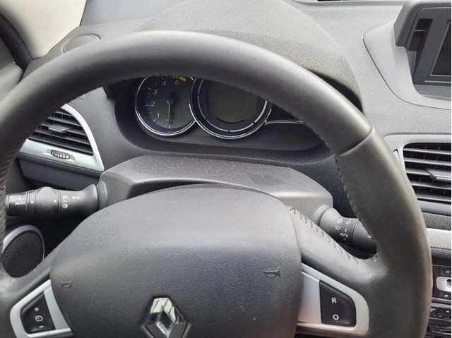 Luzes de controle remoto para Renault Megane III Fastback 1.2 TCE H5F400 255670019R