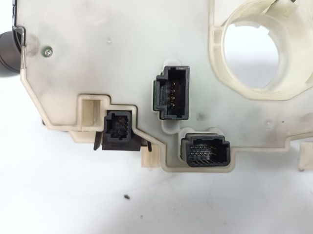 RENAULT 255670035R Подрулевой переключатель в наличии Черкассы
