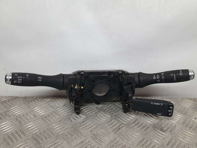 255672748R RENAULT Переключатель подрулевой, в сборе купить в Каменское
