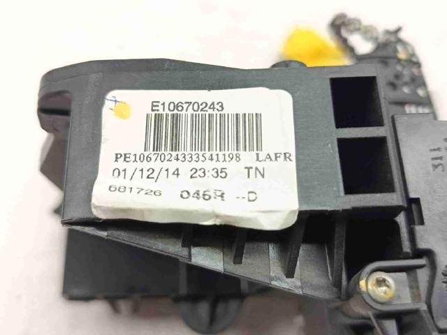 RENAULT 255673295R Переключатель подрулевой, центральная часть в наличии Хмельницкий
