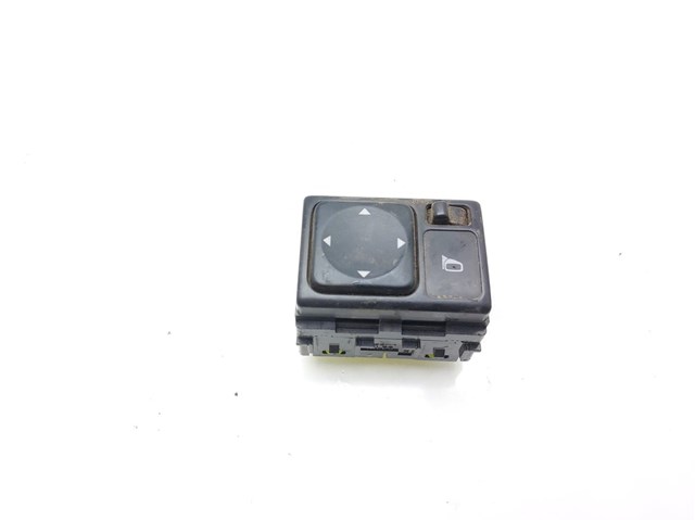 Controle retrovisor para Nissan Tiida Fastback 1.5 DCI K9K728 25570CT01B
