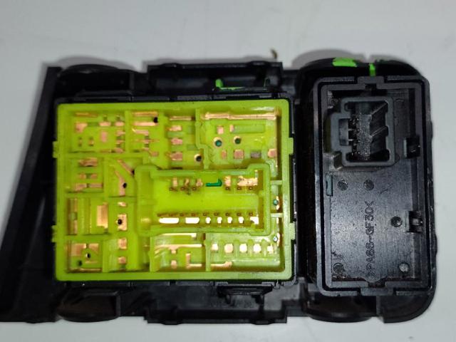 25570CT01B Блок управления зеркалами заднего вида, на торпедо купить Чернигов