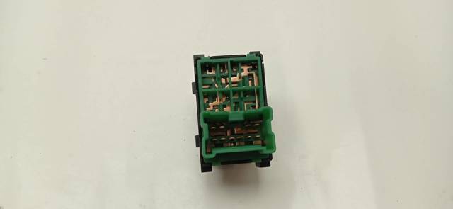 25570JD00B NISSAN купить в Ужгород