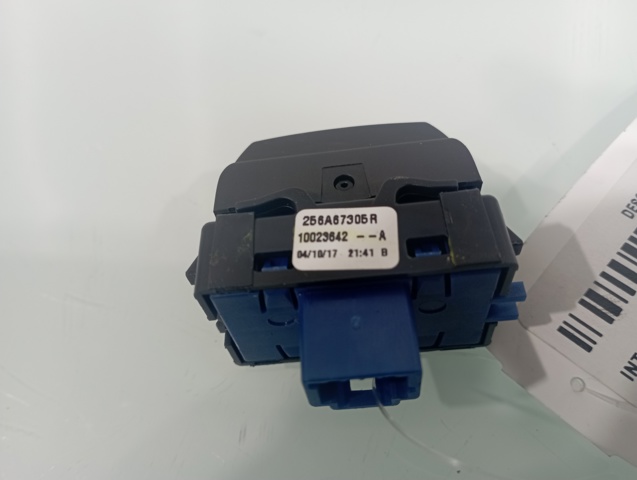 RENAULT 256A67305R в наличии Полтава