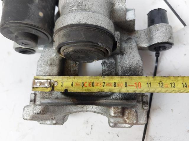 2571536 FORD Суппорт задний правый купить в Черкассы