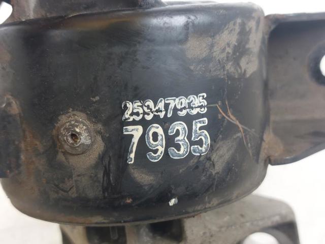 25947935 Левая подушка двигателя купить Тернополь