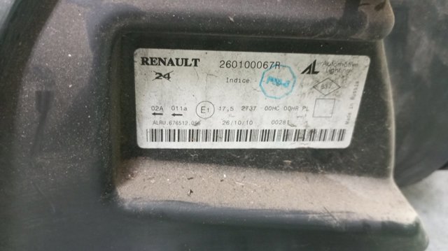 260100067R Правая фара купить Львов