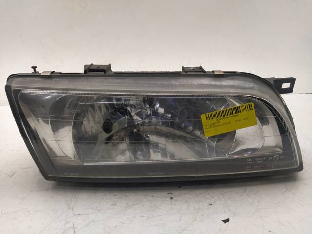 Luz direita 260101N726 Nissan