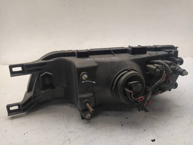NISSAN 260101N726 Фара правая в наличии Николаев