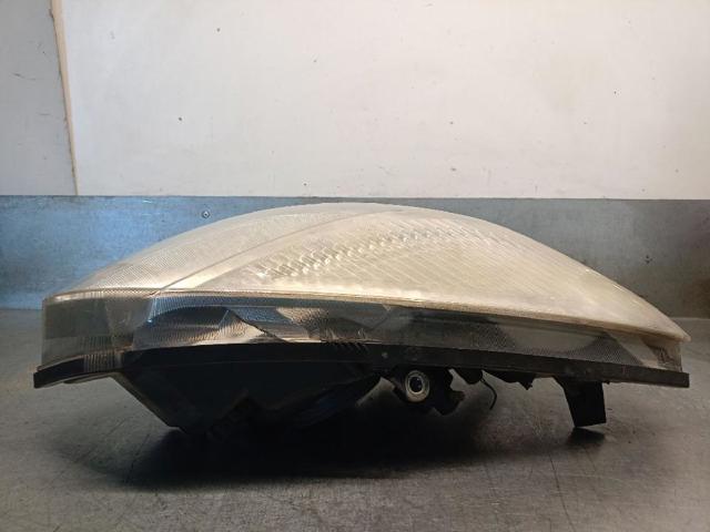 260102336R RENAULT Правая фара купить в Каменское