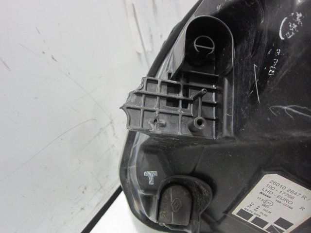 260102647R RENAULT Правая фара купить в Ужгород