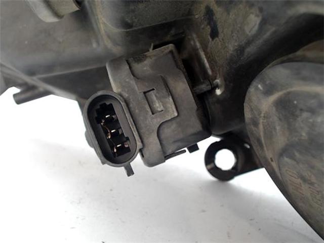 260102746R RENAULT Правая фара купить в Николаев