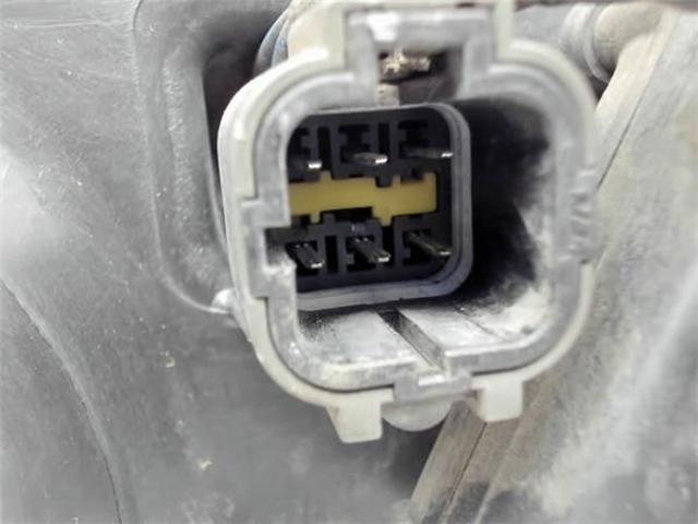 260102N325 NISSAN Правая фара купить в Украина