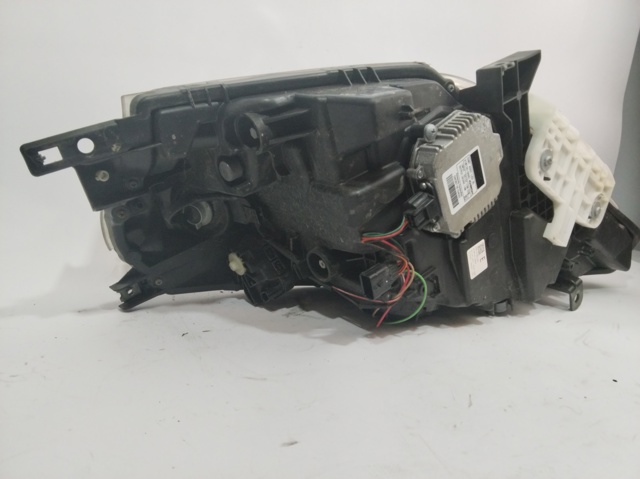 NISSAN 260103NL5A Правая фара в наличии Днепр