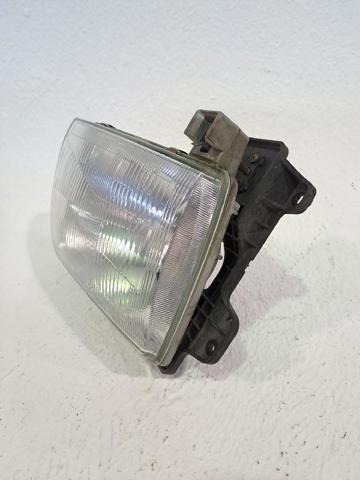 NISSAN 260103S225 Правая фара в наличии Ужгород